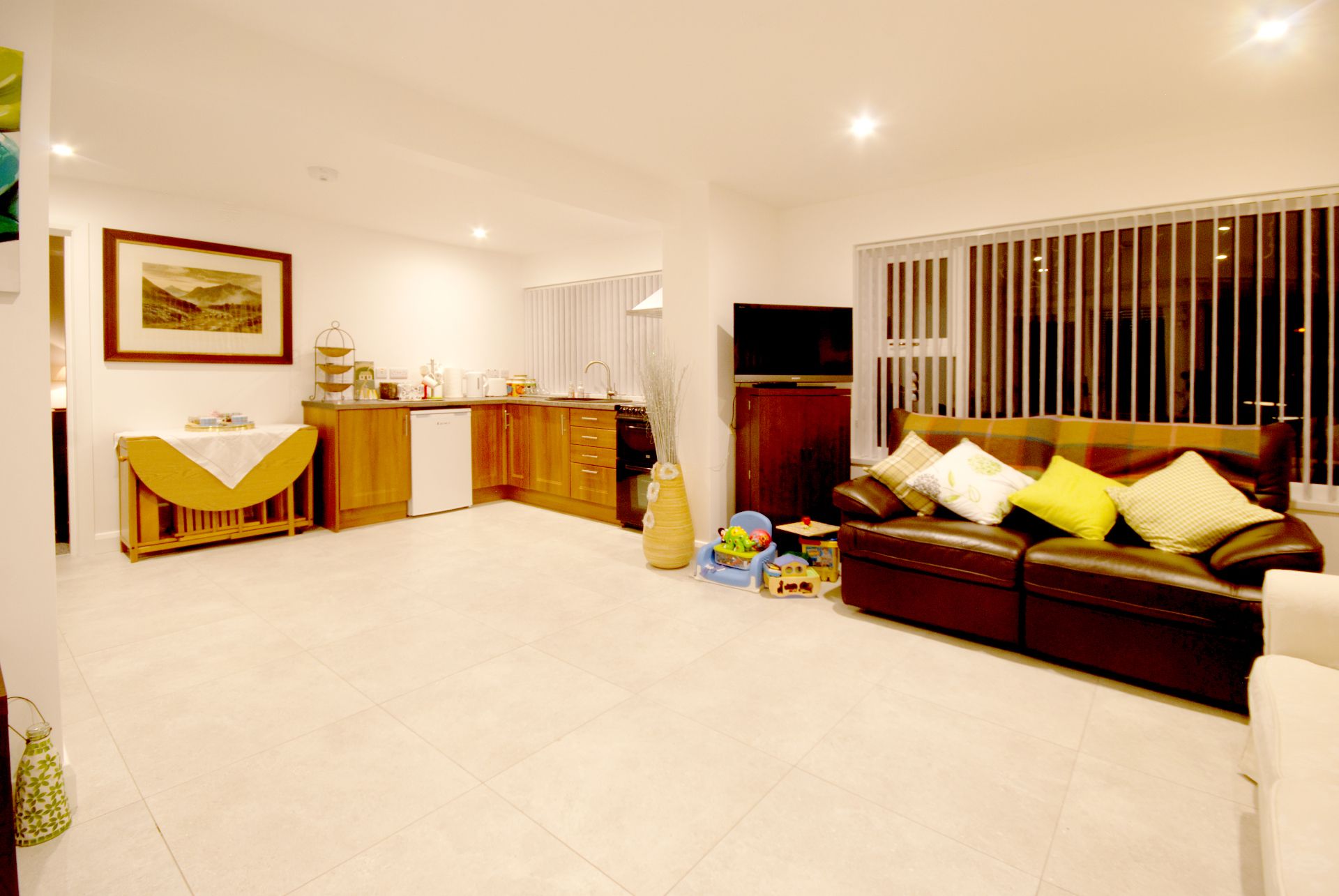 Bright sun room seating at Arran View B&B
